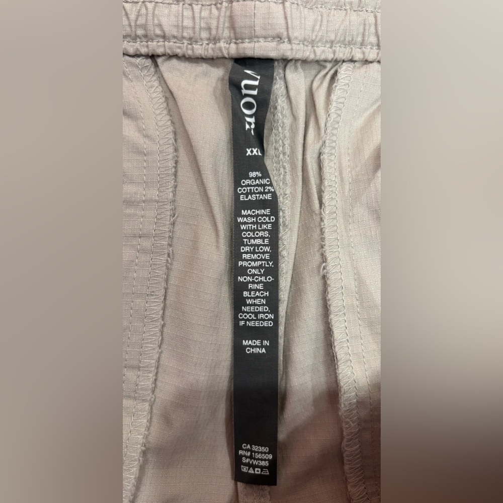 NWT Women’s Vuori Vintage Ripstop Shorts Suede Size XXL - Picture 11 of 11